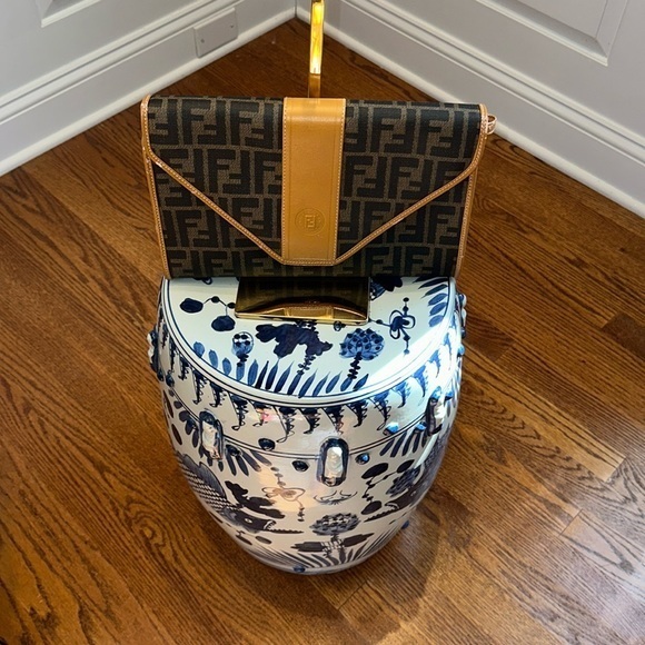 Vintage Fendi Envelope Clutch - Picture 1 of 9